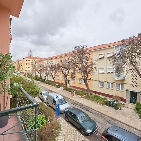 Sunny Renovated Apt With Ac, By Timecooler Lisboa المظهر الخارجي الصورة